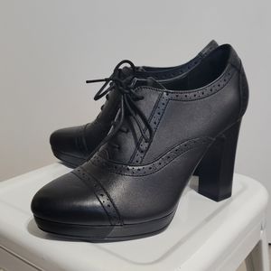 New Flexi Black Leather Platform Oxford Heels